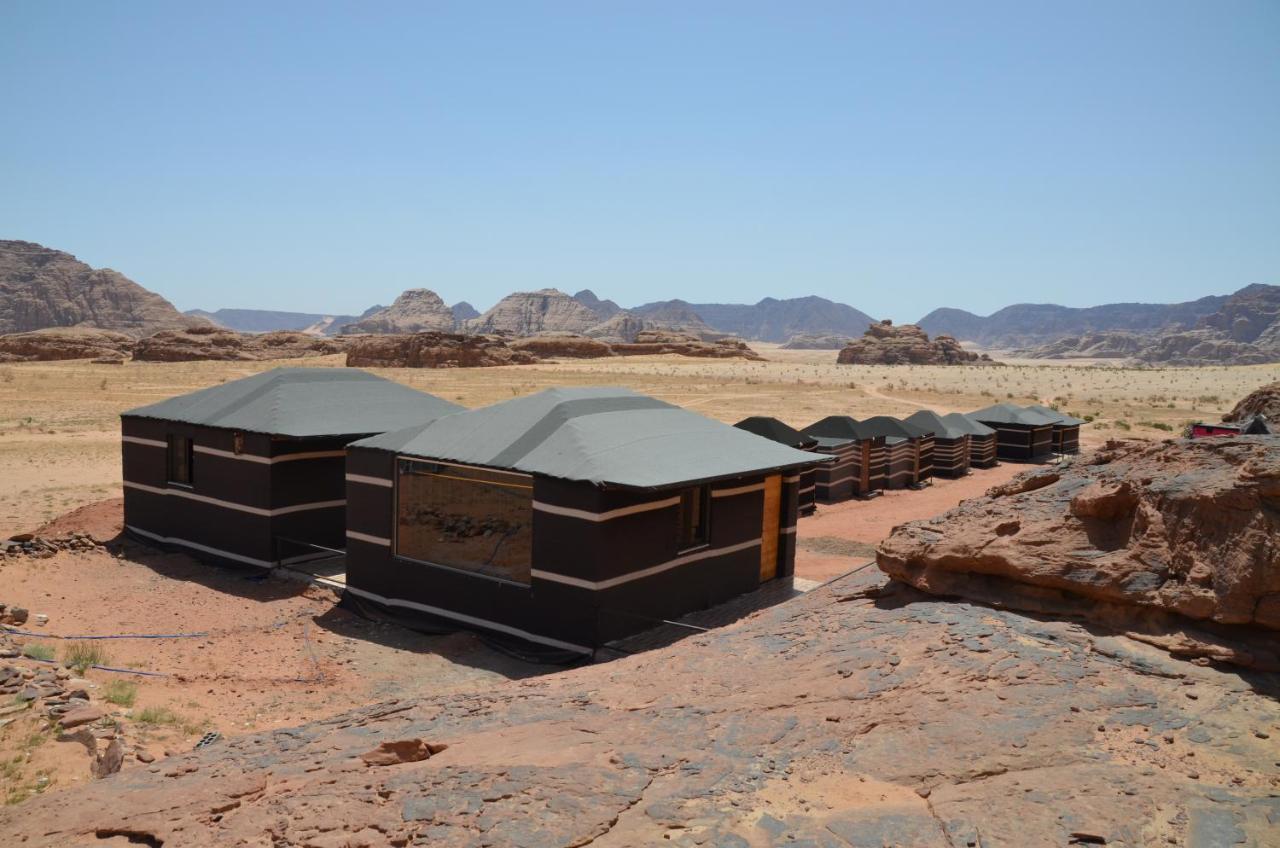 Bed and Breakfast Beduin Star Trail Camp Wadi Rum Esterno foto